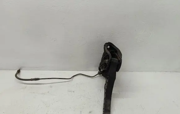 Volkswagen PASSAT B6 Clutch pedal 3C1721059AA 45002798271 24012006
