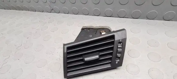BMW X3 E83 Dashboard side air vent grill/cover trim 3415973