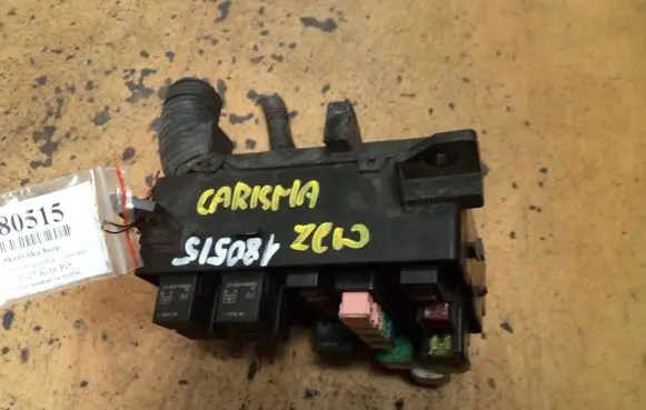 Mitsubishi Carisma Fuse box set