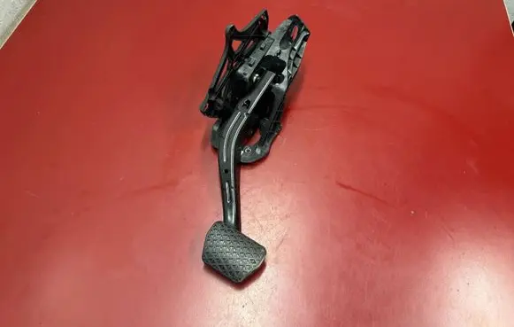 BMW X3 G45 Brake pedal 6896512 35006896512