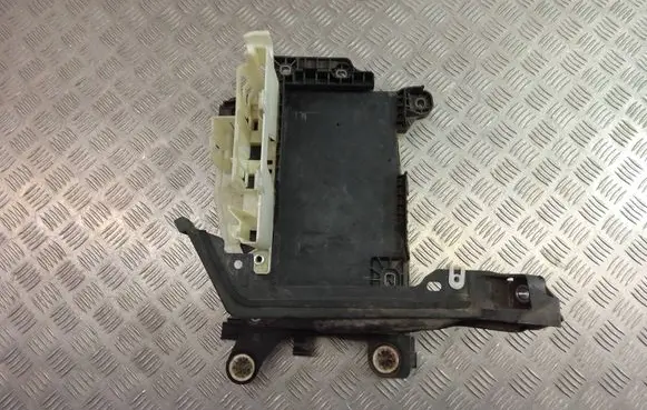 BMW X1 F48 F49 Other engine bay part 7419826