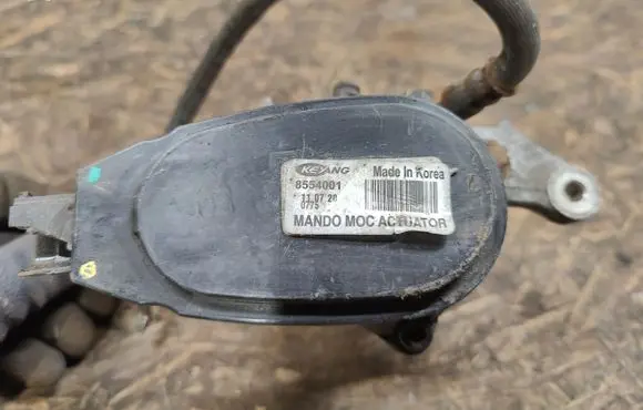Hyundai i40 Rear brake caliper 8554001