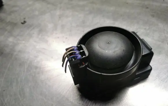 Toyota Avensis T250 Alarm system siren 8904002010 2370002540