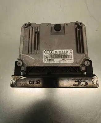 Audi Q3 8U Engine control unit/module 03L906018CM 03L906018F 081018575