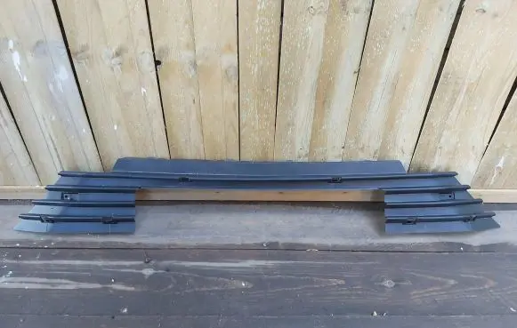 Renault Megane IV Front bumper lower grill 8201696611