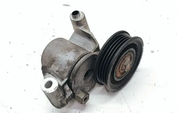 Ford Focus Alternator belt tensioner CM5EAA