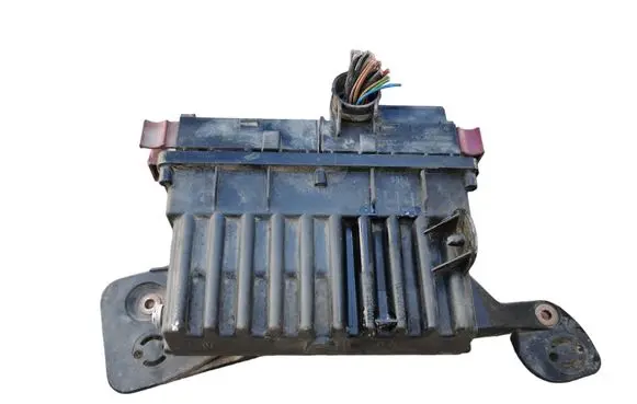 Coolant fan relay