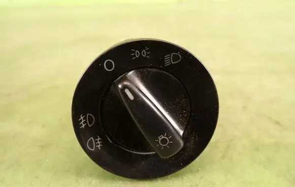 Volkswagen PASSAT B5 Headlight wiper switch 1C0941531A