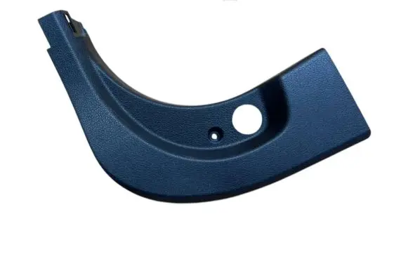 Foot area side trim