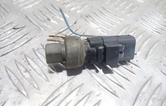 Peugeot 307 Air conditioning (A/C) pressure sensor 9632170780