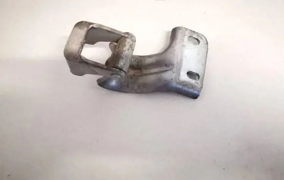 Mercedes-Benz A W169 Tailgate/trunk/boot hinge