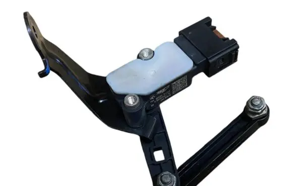 BMW X6M F86 Headlight/headlamp level sensor 37146853747