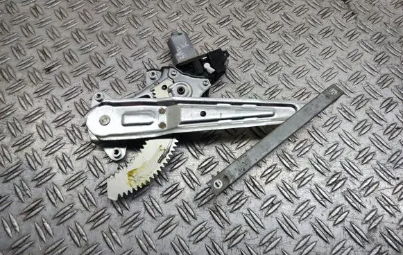 Nissan Juke I F15 Rear door window regulator with motor 405070