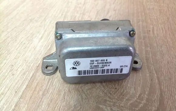 Volkswagen Golf V ESP acceleration yaw rate sensor 1K0907655B