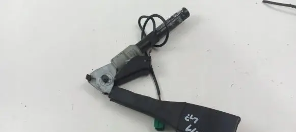 Opel Corsa D Front seatbelt