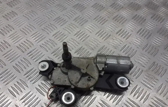 Mazda 3 I Wiper motor 0390201588