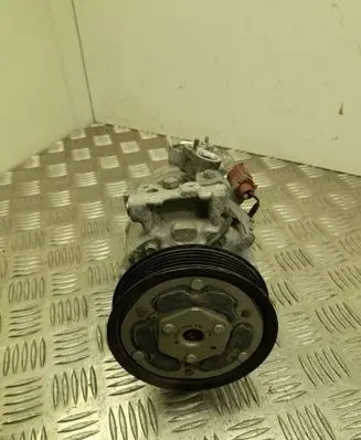 Volkswagen Polo VI Air conditioning (A/C) compressor (pump) 3Q0816803D