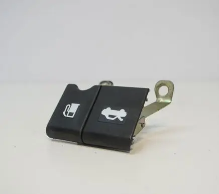 Nissan Juke I F15 Engine bonnet (hood) release handle