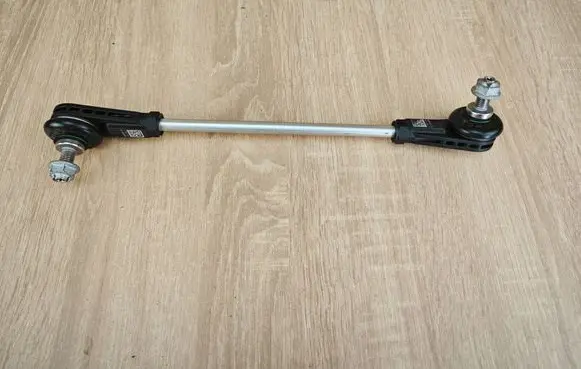 BMW 4 G22 G23 G24 G26 Front anti-roll bar/stabilizer link 6893359