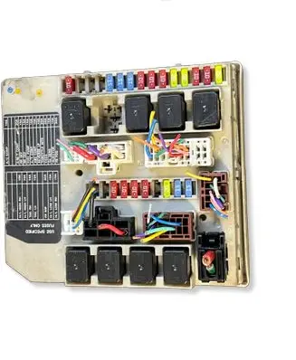 Nissan Micra Fuse box set PPT30M10
