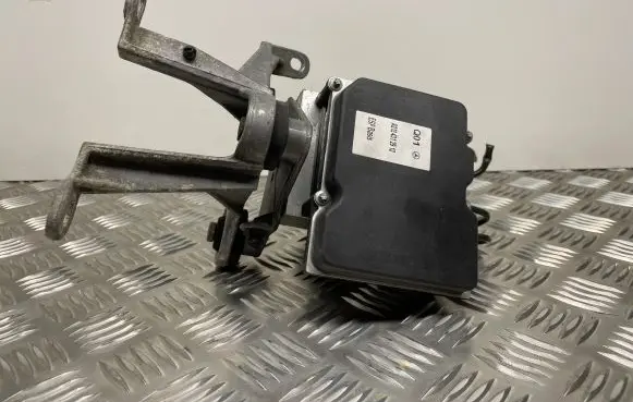 Mercedes-Benz E C207 W207 ABS Pump A2124312912