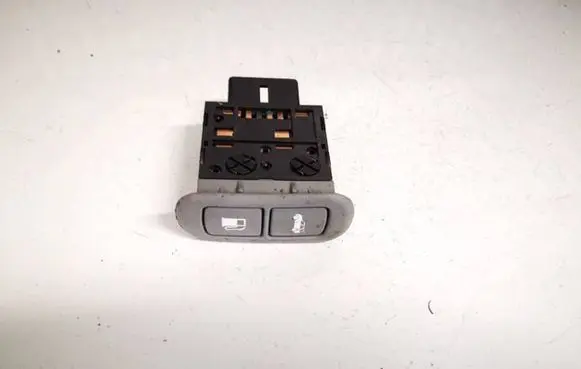 KIA Sorento Fuel tank opening switch 935503e020 93550-3e020
