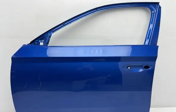 Skoda Superb B8 (3V) Front door 3V0831311