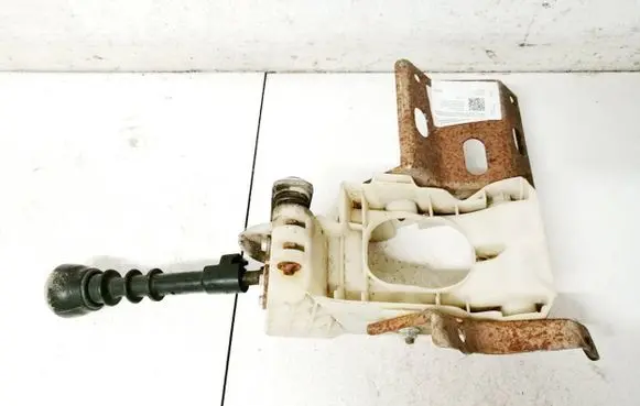 Hyundai Accent Gear shifter/selector