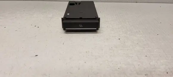 Audi A3 S3 8P Dashboard storage box/compartment 8P0941561