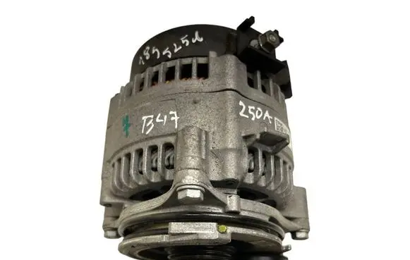 BMW 5 G30 G31 Generator/alternator 8634167 1042111052