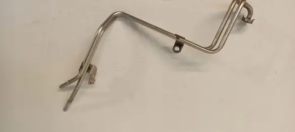 Audi Q2 - Engine coolant pipe/hose 04E122157BR