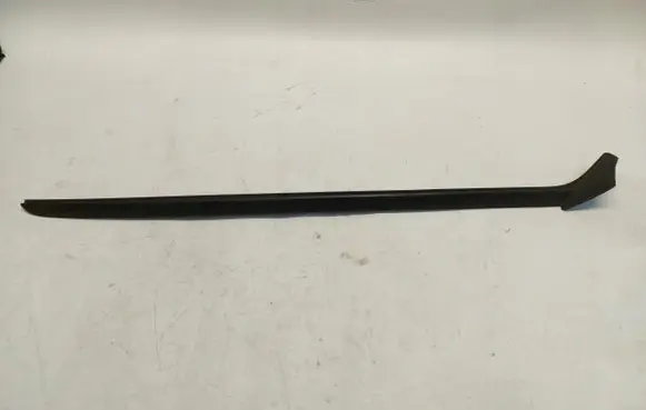Peugeot 408 P54 Windshield trim 98355043