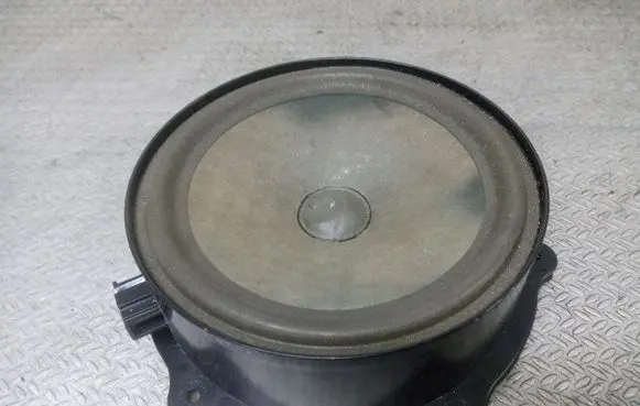 Audi A2 Front door speaker 8Z0035411 8637611205