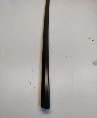 Tesla Model Y Front door glass trim molding 149571000d 2425710