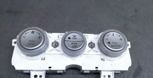 Mazda 6 Climate control unit RN01E2E
