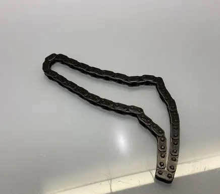 Mercedes-Benz CLS C219 Oil pump chain A0009930776 0009930776