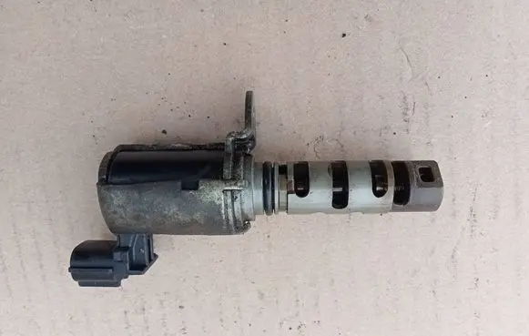 Toyota Avensis T250 Camshaft position sensor 0000