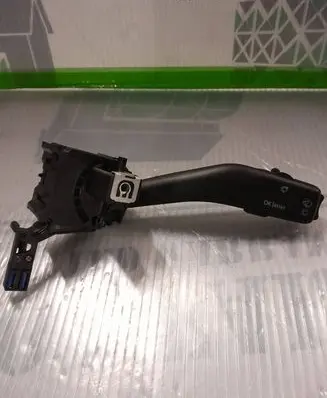 Volkswagen Touran I Wiper control stalk 1K0953519A 01203506