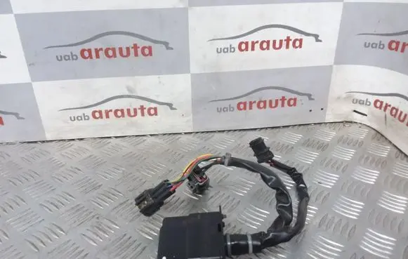 Subaru Legacy Relay mounting block 27538AE000 11200010071 11200020020