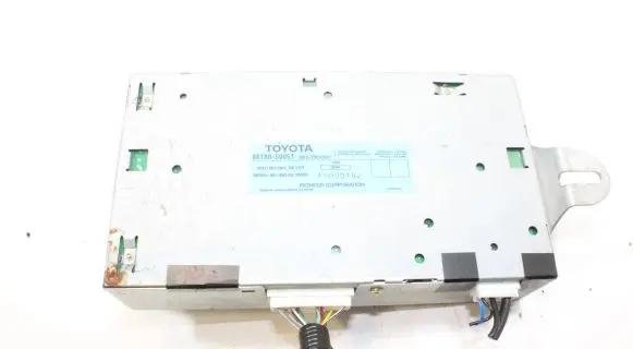 Lexus LS 430 Aerial antenna filter 8618050051