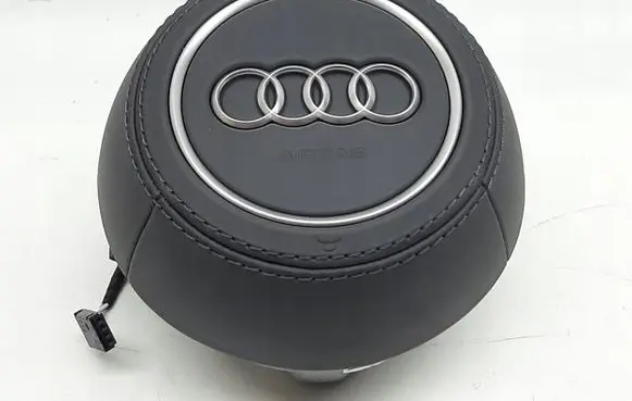 Audi TT TTS RS Mk3 8S Steering wheel airbag