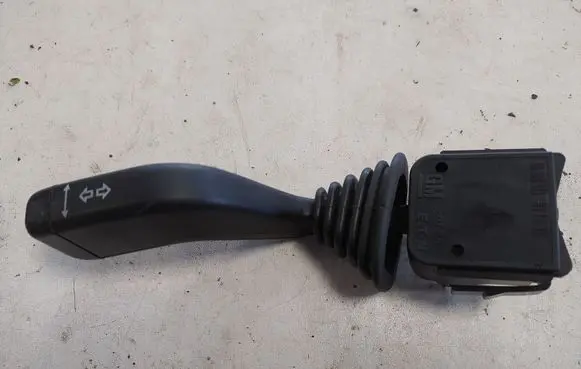 Opel Zafira A Indicator stalk 90560990