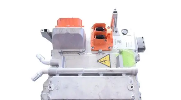 Volvo XC90 Voltage converter inverter 32223646
