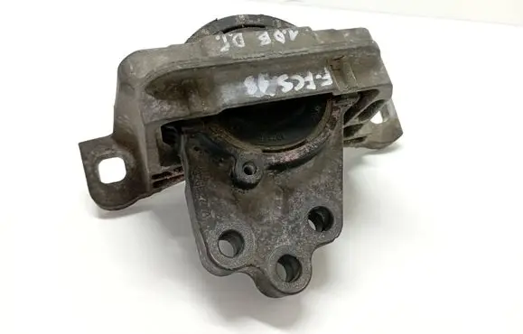 Ford Focus Engine mount bracket CV616F012EB 140371138