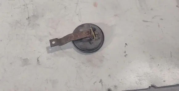 Nissan Primera Horn signal
