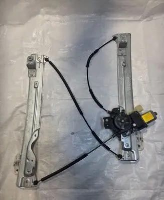 Ford Kuga II Front door window regulator with motor 0130822733