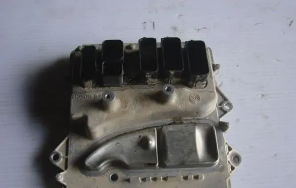 BMW 7 F01 F02 F03 F04 Engine control unit/module 0261S10559N54B30A