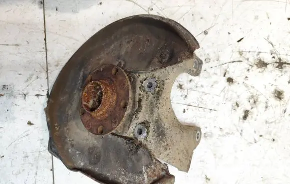 Audi A6 S6 C6 4F Rear wheel hub