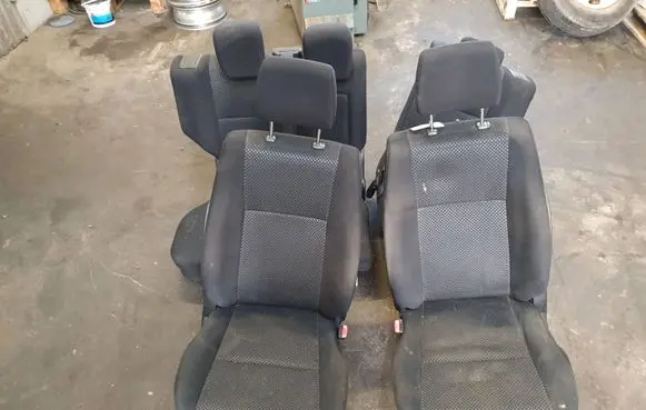 Suzuki Grand Vitara II Seat set 