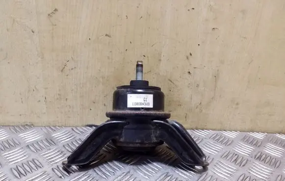 KIA Sportage Engine mount bracket
